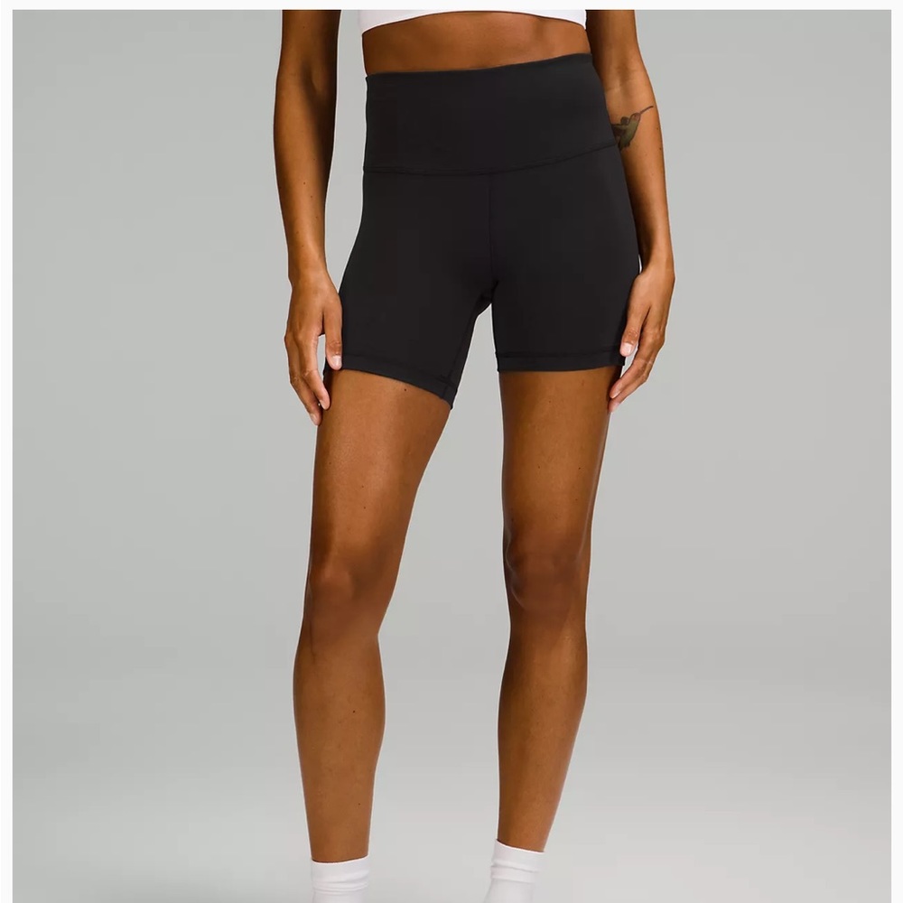 Lululemon 6” Wunder Train High-Rise Shorts